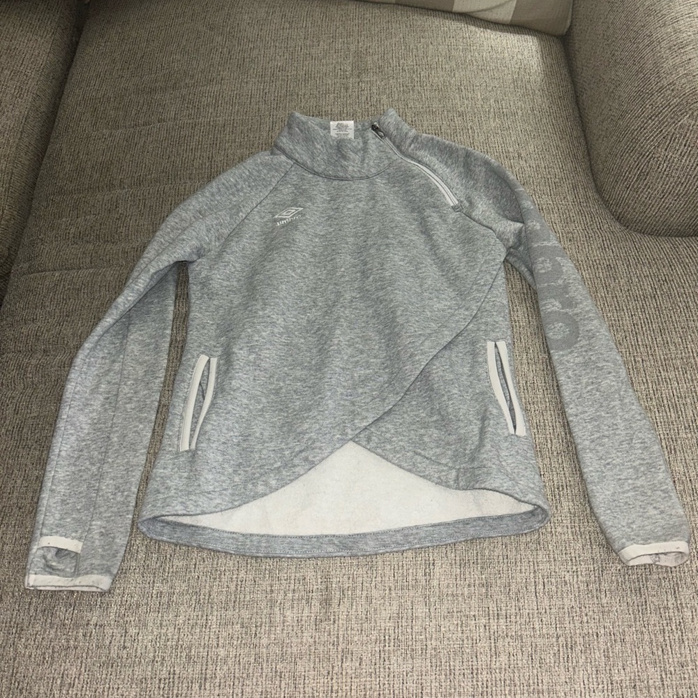 Lot of 6 girls sweaters and sweatshirts size 6/7 - Picture 2 of 13